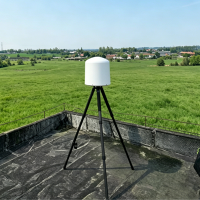 Drone Detector with 10km Detection Range, Full Band Spectrum Display, and 400+ Drone Model Database for UAV Security