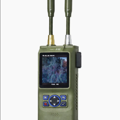 Portable Handheld Drone Detector with 3km Detection Range and Dual Omnidirectional Antenna for UAV Detection